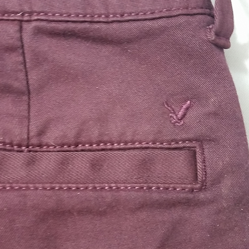 American Eagle Outfitters Midi Low Rise Shorts - Picture 5 of 8